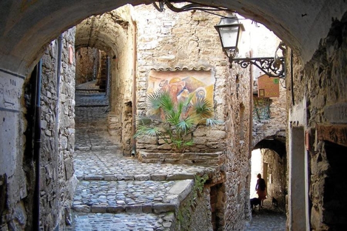 APRICALE 